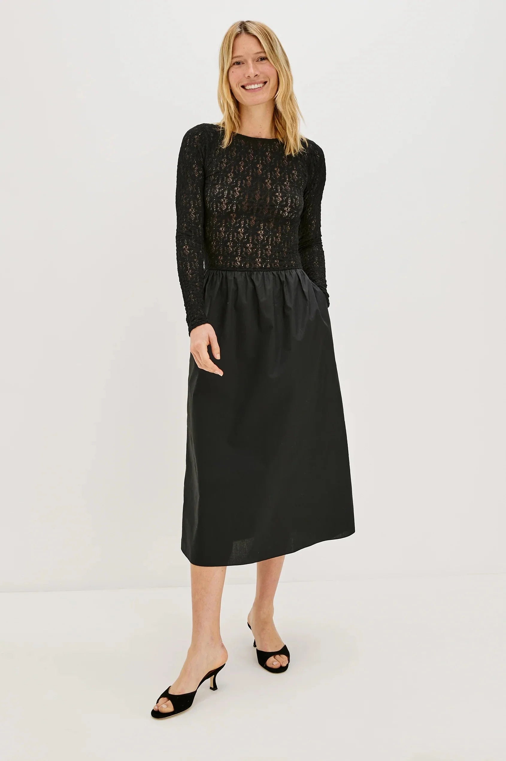 Amberly Dress Black Lace